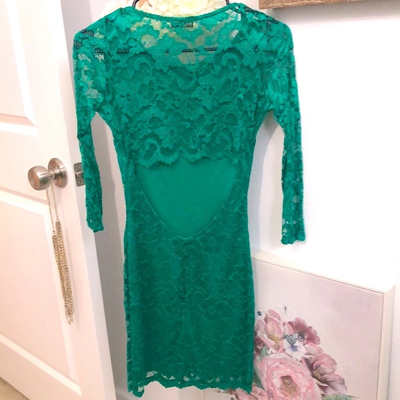 Arden B green lace fitted dress w/3/4 sleeves. NWOT! Sz XS.  Never worn - Picture 5 of 6